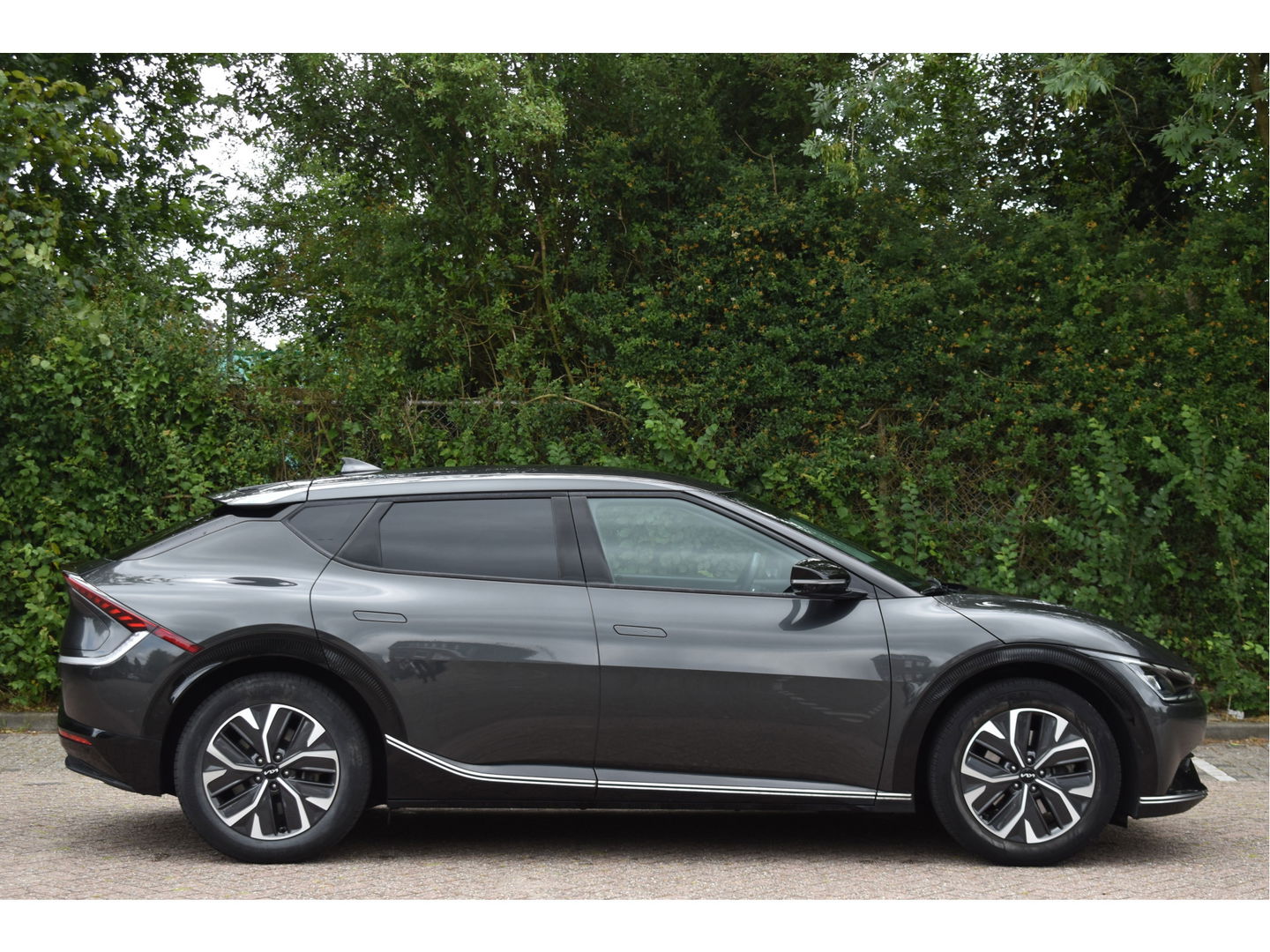 Kia Ev6 Plus 77.4 kWh | 1ste eigenaar | Meridian | Stoelverkoeling | Camera | Carplay | Keyless | Sfeerverlichting