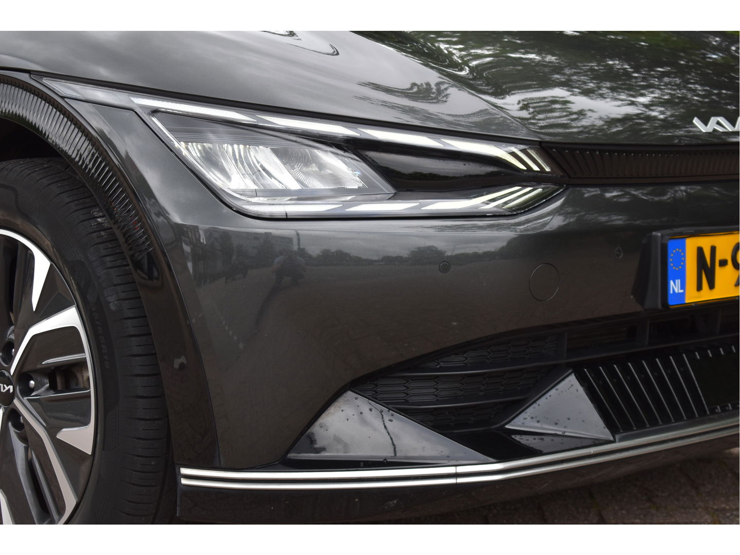 Kia Ev6 Plus 77.4 kWh | 1ste eigenaar | Meridian | Stoelverkoeling | Camera | Carplay | Keyless | Sfeerverlichting