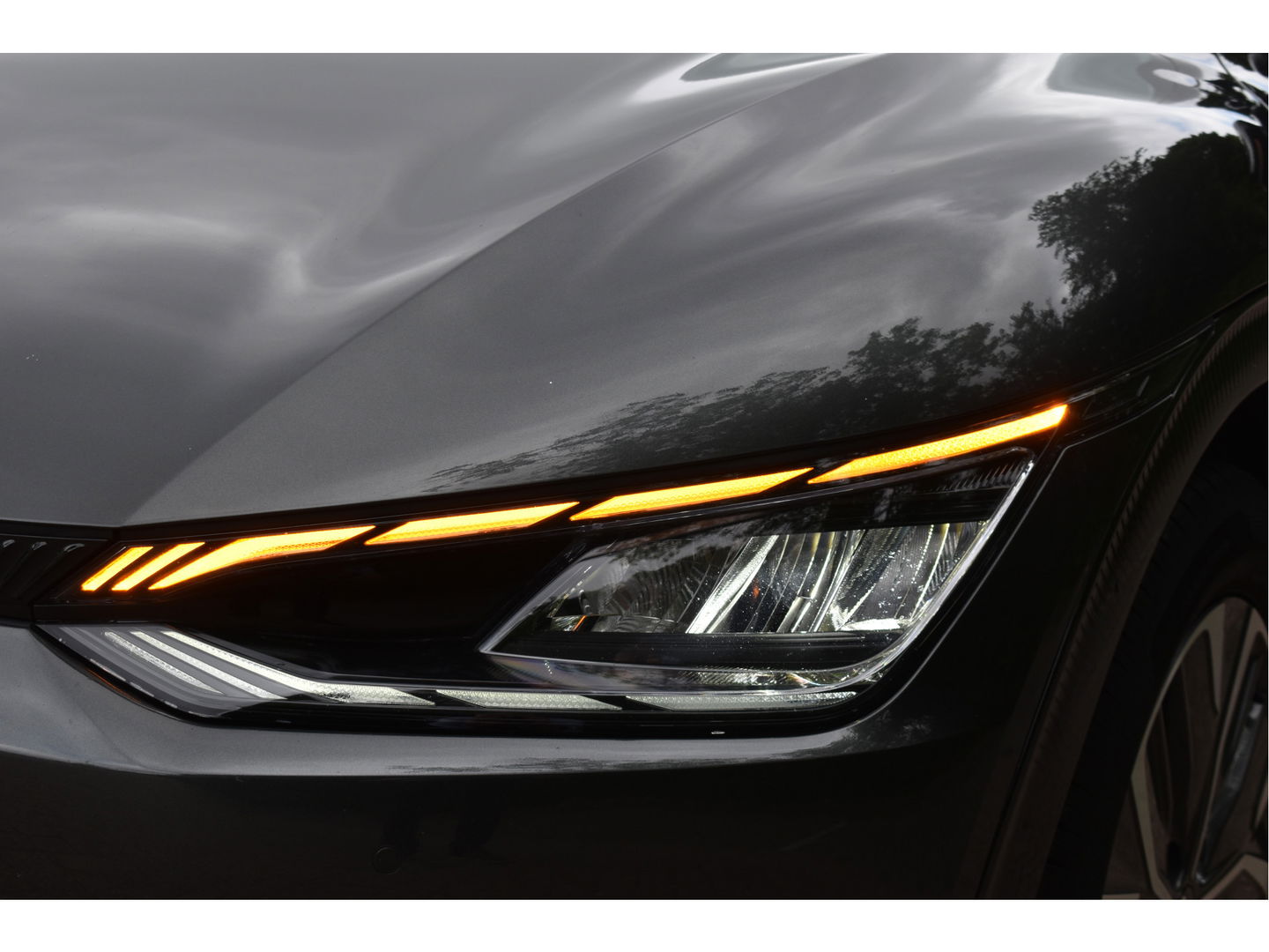 Kia Ev6 Plus 77.4 kWh | 1ste eigenaar | Meridian | Stoelverkoeling | Camera | Carplay | Keyless | Sfeerverlichting