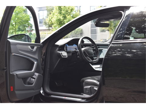 Audi A6 Avant 55 TFSI e quattro Competition 367 PK S-Line 3x | Elekt.haak | Keyless | Open dak | HUD | Carplay | 360 gr.camera | Sfeerverlichting | Full LED | Z+W banden