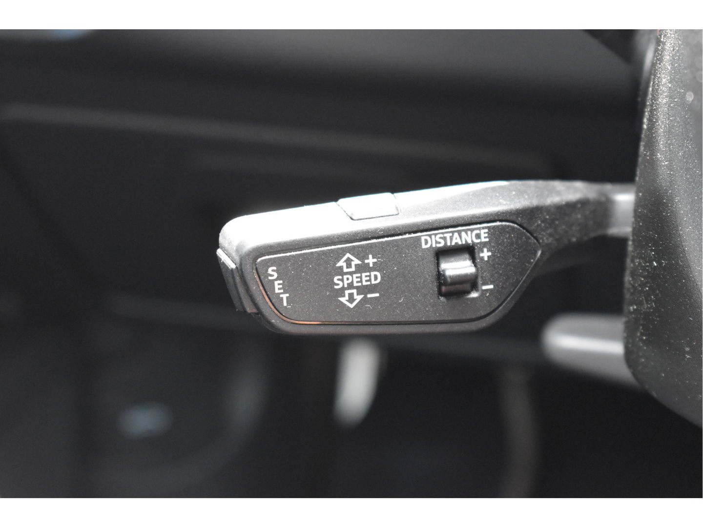 Audi A6 Avant 55 TFSI e quattro Competition 367 PK S-Line 3x | Elekt.haak | Keyless | Open dak | HUD | Carplay | 360 gr.camera | Sfeerverlichting | Full LED | Z+W banden