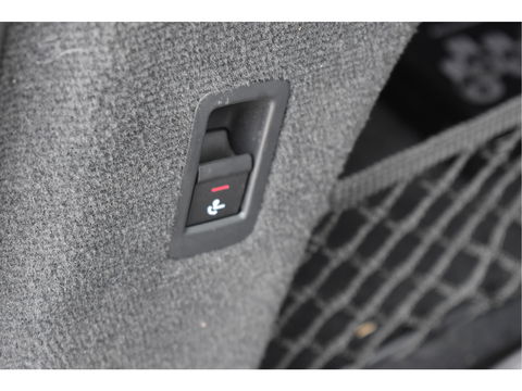 Audi A6 Avant 55 TFSI e quattro Competition 367 PK S-Line 3x | Elekt.haak | Keyless | Open dak | HUD | Carplay | 360 gr.camera | Sfeerverlichting | Full LED | Z+W banden