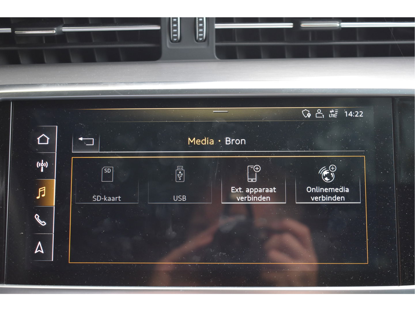 Audi A6 Avant 55 TFSI e quattro Competition 367 PK S-Line 3x | Elekt.haak | Keyless | Open dak | HUD | Carplay | 360 gr.camera | Sfeerverlichting | Full LED | Z+W banden
