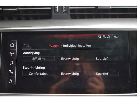 Audi A6 Avant 55 TFSI e quattro Competition 367 PK S-Line 3x | Elekt.haak | Keyless | Open dak | HUD | Carplay | 360 gr.camera | Sfeerverlichting | Full LED | Z+W banden
