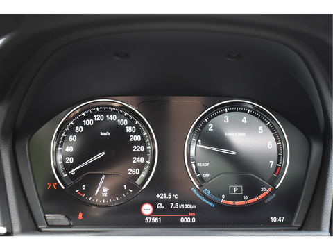 BMW 2 Serie Active Tourer 220i High Executive M-SPORT, VOL, PANO DAK, HEADUP, ADAPT.CC, CAMERA, NAVI, FULL LED, ALLSEASON