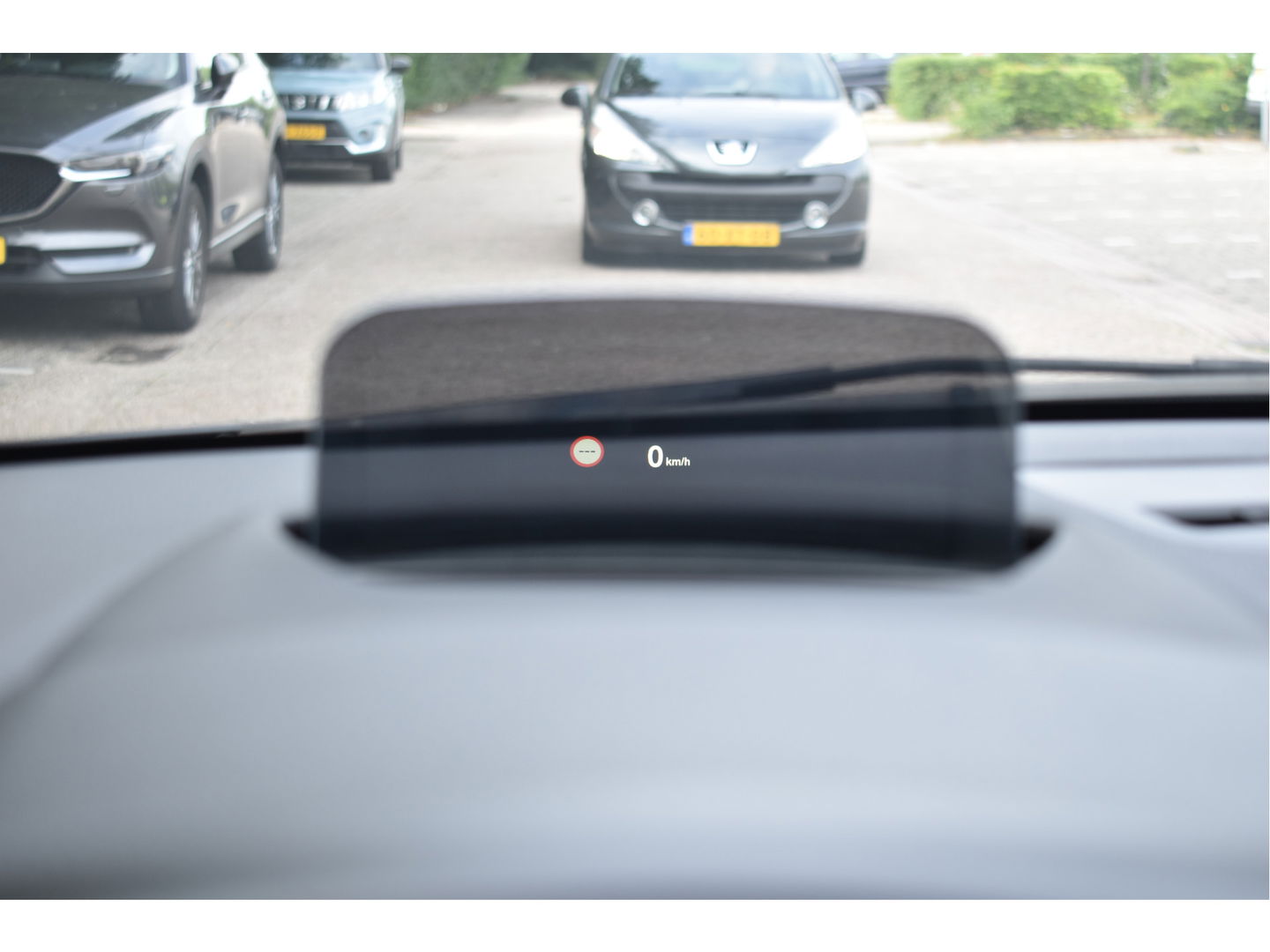 BMW 2 Serie Active Tourer 220i High Executive M-SPORT, VOL, PANO DAK, HEADUP, ADAPT.CC, CAMERA, NAVI, FULL LED, ALLSEASON