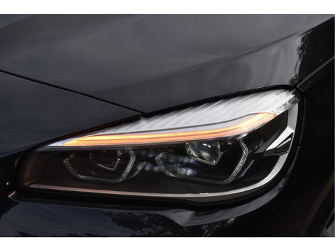 BMW 2 Serie Active Tourer 220i High Executive M-SPORT, VOL, PANO DAK, HEADUP, ADAPT.CC, CAMERA, NAVI, FULL LED, ALLSEASON