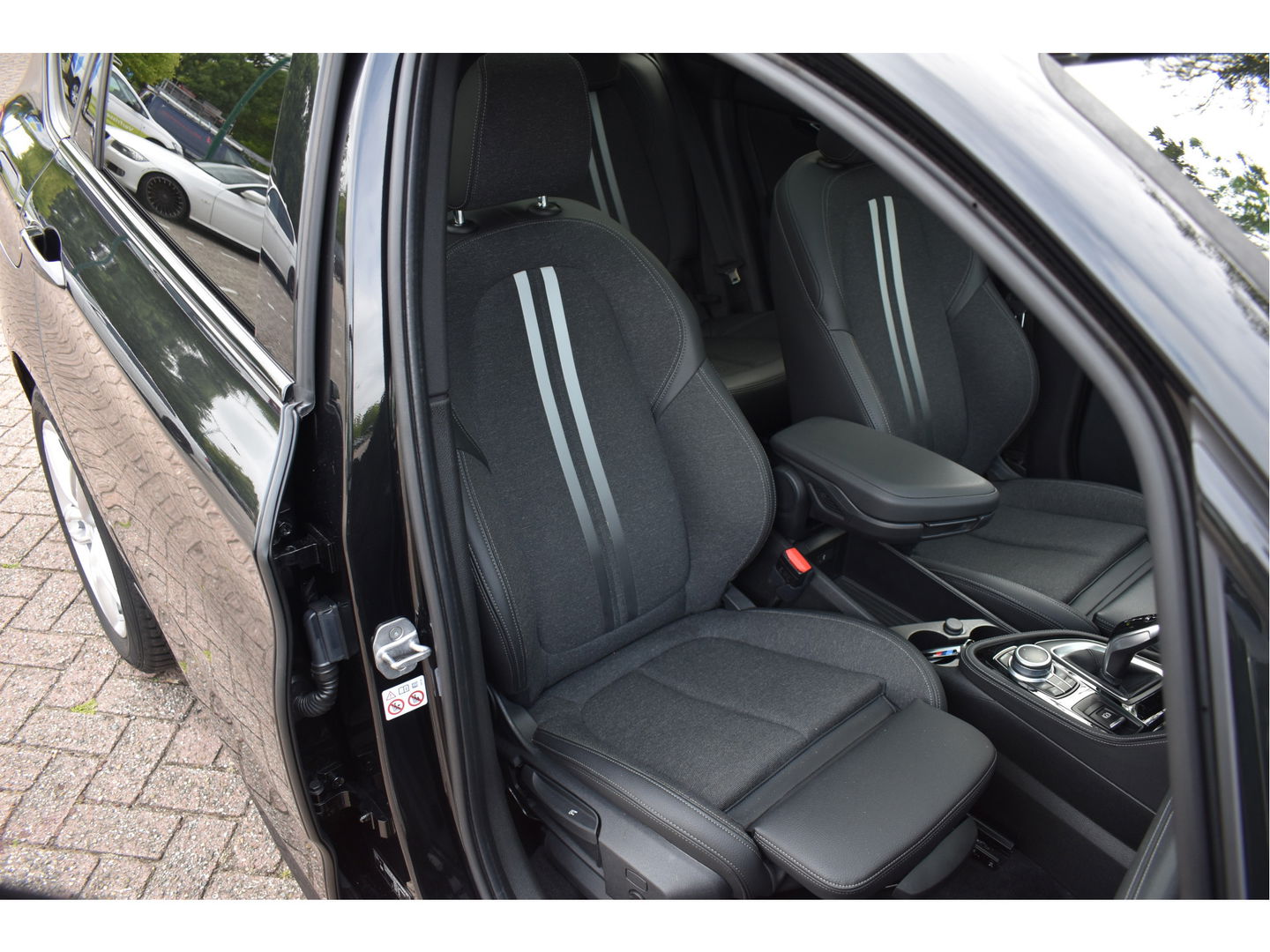 BMW 2 Serie Active Tourer 220i High Executive M-SPORT, VOL, PANO DAK, HEADUP, ADAPT.CC, CAMERA, NAVI, FULL LED, ALLSEASON