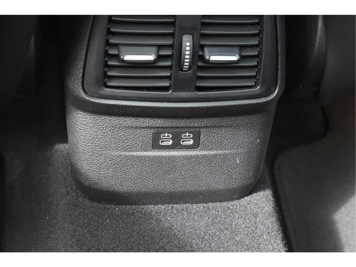 BMW 2 Serie Active Tourer 220i High Executive M-SPORT, VOL, PANO DAK, HEADUP, ADAPT.CC, CAMERA, NAVI, FULL LED, ALLSEASON