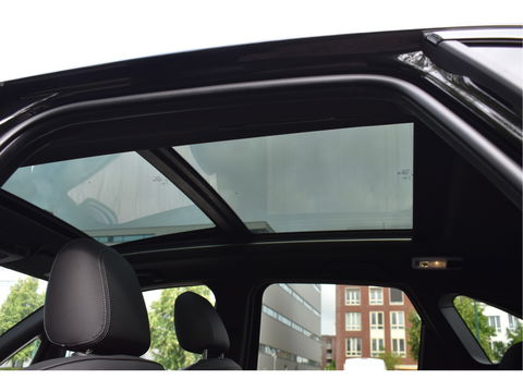 BMW 2 Serie Active Tourer 220i High Executive M-SPORT, VOL, PANO DAK, HEADUP, ADAPT.CC, CAMERA, NAVI, FULL LED, ALLSEASON