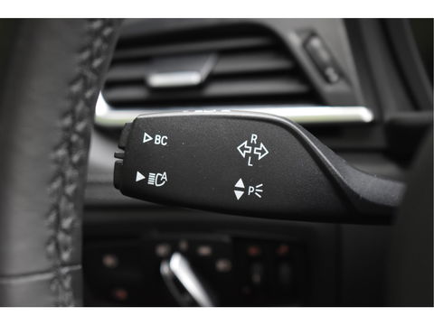 BMW 2 Serie Active Tourer 220i High Executive M-SPORT, VOL, PANO DAK, HEADUP, ADAPT.CC, CAMERA, NAVI, FULL LED, ALLSEASON