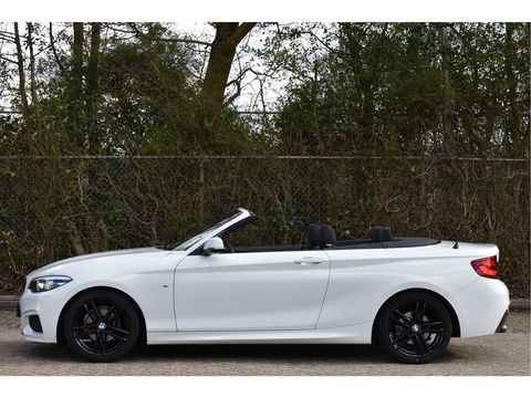 BMW 2 Serie Cabrio 218i High Executive M-Sport 4-Cilinder! | Keyless | Harman/Kardon | DAB | Stoelverw | M-Stoelen | Full LED | LM-Velgen