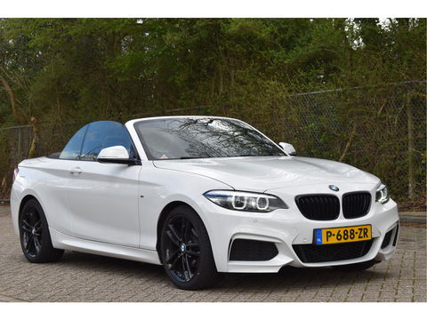 BMW 2 Serie Cabrio 218i High Executive M-Sport 4-Cilinder! | Keyless | Harman/Kardon | DAB | Stoelverw | M-Stoelen | Full LED | LM-Velgen