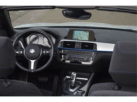 BMW 2 Serie Cabrio 218i High Executive M-Sport 4-Cilinder! | Keyless | Harman/Kardon | DAB | Stoelverw | M-Stoelen | Full LED | LM-Velgen