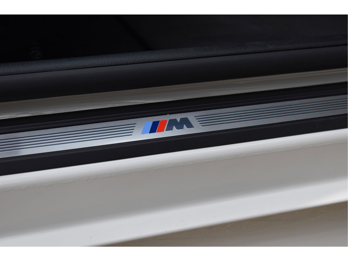 BMW 2 Serie Cabrio 218i High Executive M-Sport 4-Cilinder! | Keyless | Harman/Kardon | DAB | Stoelverw | M-Stoelen | Full LED | LM-Velgen