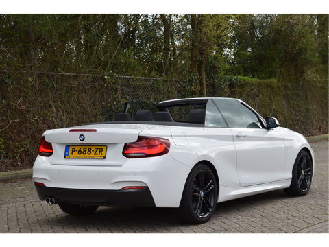 BMW 2 Serie Cabrio 218i High Executive M-Sport 4-Cilinder! | Keyless | Harman/Kardon | DAB | Stoelverw | M-Stoelen | Full LED | LM-Velgen