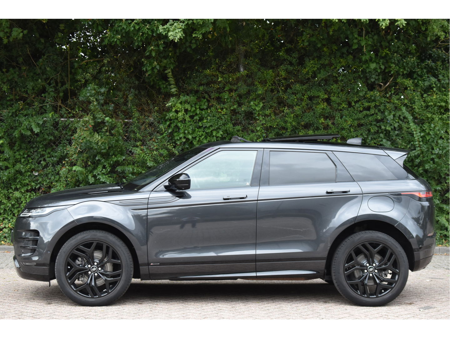 Land Rover Range Rover Evoque AUTOBIOGRAPHY 1.5 P300e AWD R-Dynamic SE 309 pk | Open dak | 360 gr.camera | Keyless | Elekt.stoelen | Carplay | Full LED | 20" Velgen
