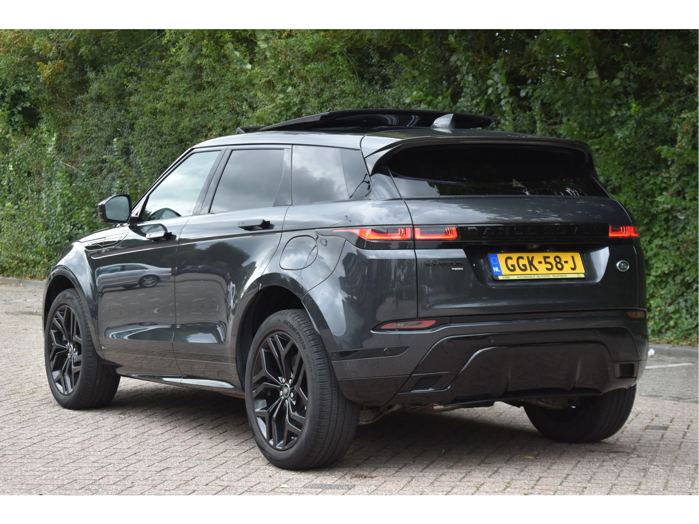 Land Rover Range Rover Evoque AUTOBIOGRAPHY 1.5 P300e AWD R-Dynamic SE 309 pk | Open dak | 360 gr.camera | Keyless | Elekt.stoelen | Carplay | Full LED | 20" Velgen