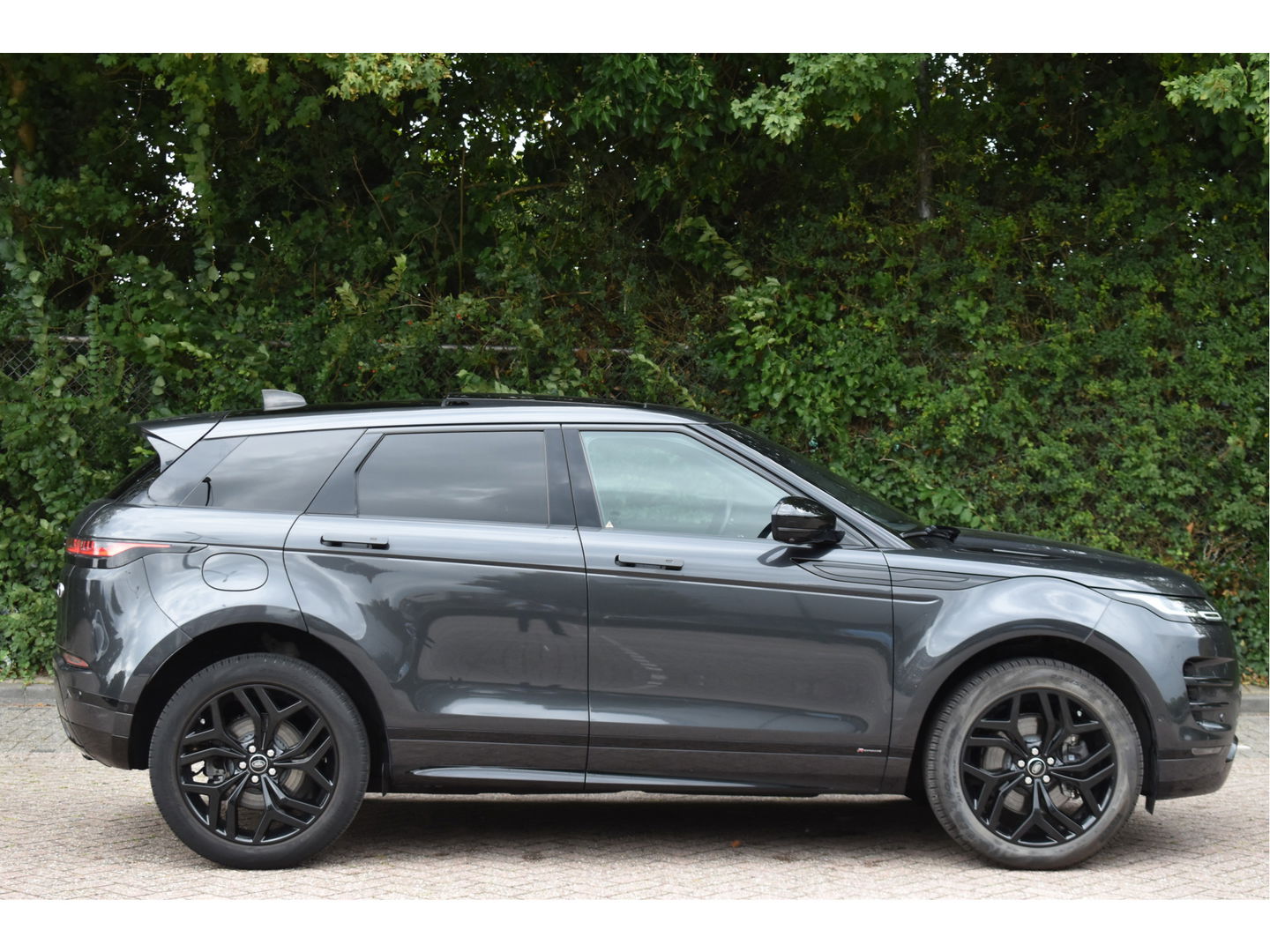 Land Rover Range Rover Evoque AUTOBIOGRAPHY 1.5 P300e AWD R-Dynamic SE 309 pk | Open dak | 360 gr.camera | Keyless | Elekt.stoelen | Carplay | Full LED | 20" Velgen
