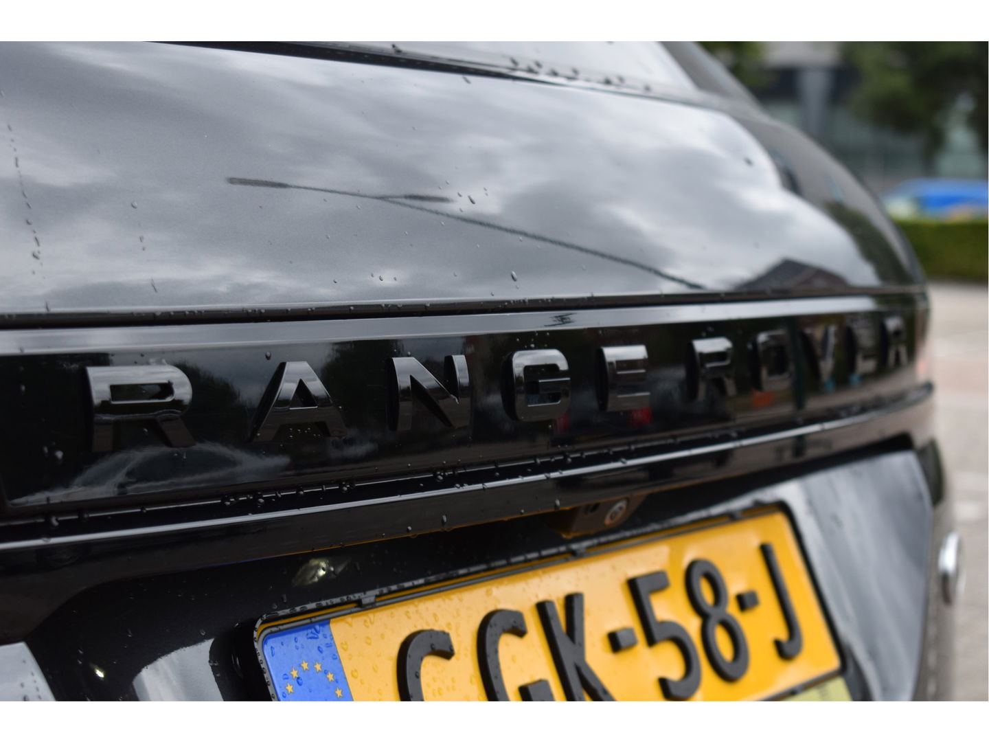 Land Rover Range Rover Evoque AUTOBIOGRAPHY 1.5 P300e AWD R-Dynamic SE 309 pk | Open dak | 360 gr.camera | Keyless | Elekt.stoelen | Carplay | Full LED | 20" Velgen