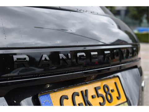 Land Rover Range Rover Evoque AUTOBIOGRAPHY 1.5 P300e AWD R-Dynamic SE 309 pk | Open dak | 360 gr.camera | Keyless | Elekt.stoelen | Carplay | Full LED | 20" Velgen