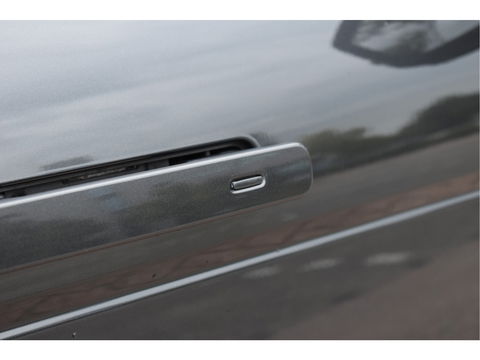 Land Rover Range Rover Evoque AUTOBIOGRAPHY 1.5 P300e AWD R-Dynamic SE 309 pk | Open dak | 360 gr.camera | Keyless | Elekt.stoelen | Carplay | Full LED | 20" Velgen