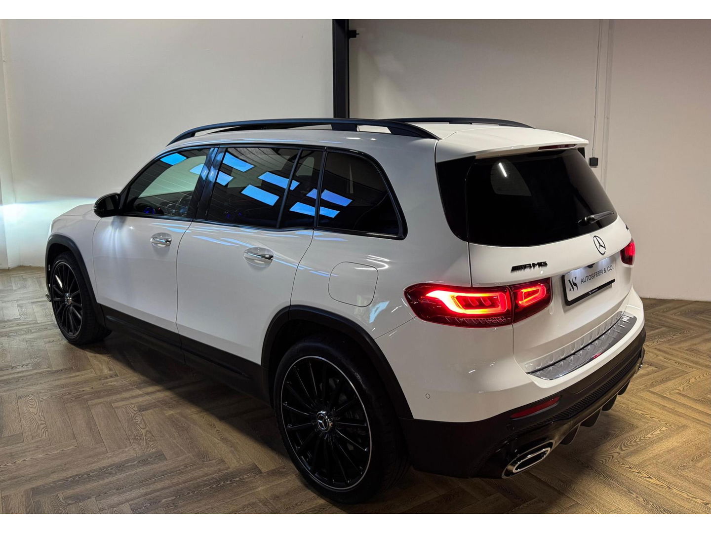 Mercedes-Benz GLB 250 4MATIC AMG PANO MEMORY VOL'