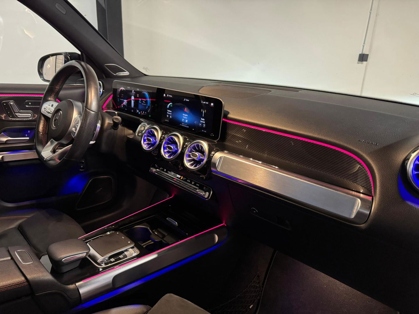 Mercedes-Benz GLB 250 4MATIC AMG PANO MEMORY VOL'