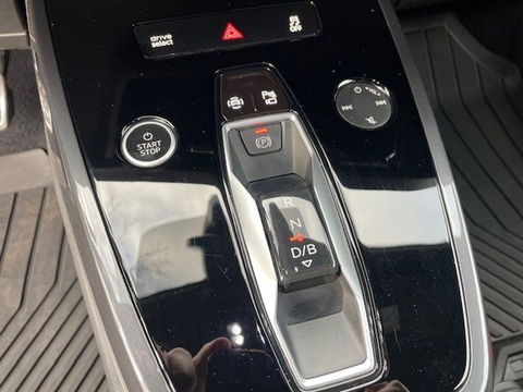 Audi Q4 Sportback e-tron 40 Launch Edition S Competition 77 kWh 69.000km Airco/ECC,S-Line,Virtueel Cockpit