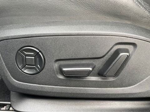 Audi Q4 Sportback e-tron 40 Launch Edition S Competition 77 kWh 69.000km Airco/ECC,S-Line,Virtueel Cockpit