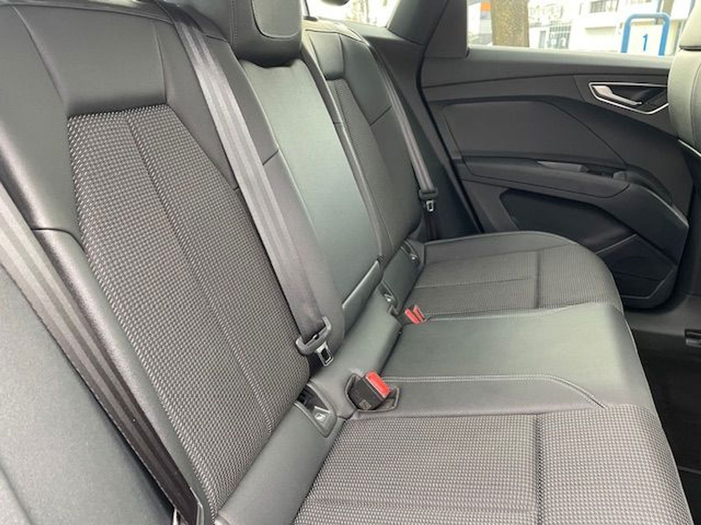 Audi Q4 Sportback e-tron 40 Launch Edition S Competition 77 kWh 69.000km Airco/ECC,S-Line,Virtueel Cockpit