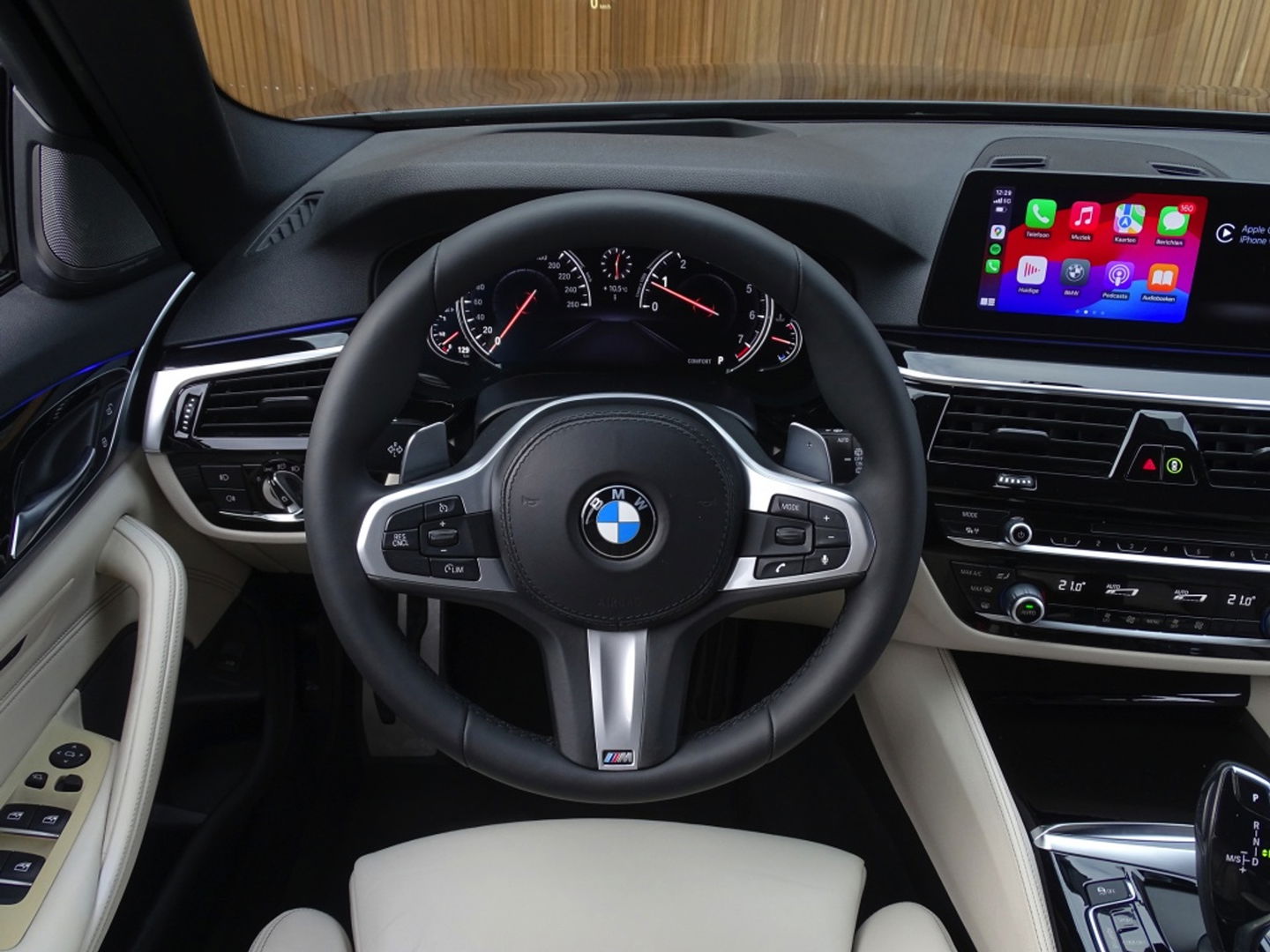BMW 5 Serie touring 540i 340PK / Individual / M-Sport / LED / 2018 /