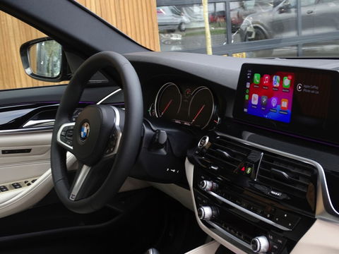 BMW 5 Serie touring 540i 340PK / Individual / M-Sport / LED / 2018 /