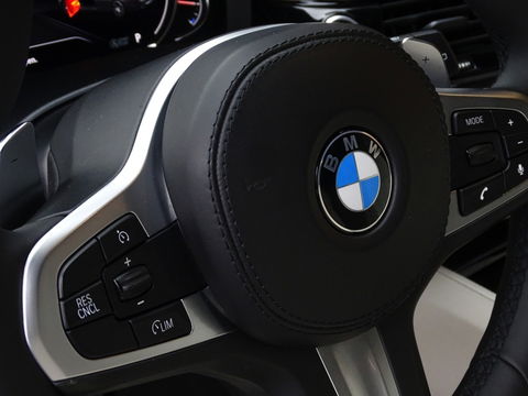 BMW 5 Serie touring 540i 340PK / Individual / M-Sport / LED / 2018 /