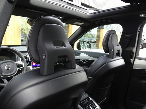 Volvo XC90 T8 408PK AWD R-Design / 2019 / LED