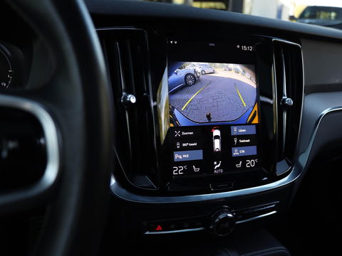 Volvo V60 2.0 T8 Recharge AWD R-Design Trekhaak HUD Harman Kardon Panodak