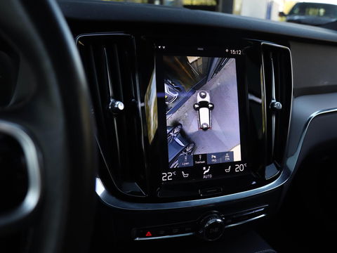Volvo V60 2.0 T8 Recharge AWD R-Design Trekhaak HUD Harman Kardon Panodak