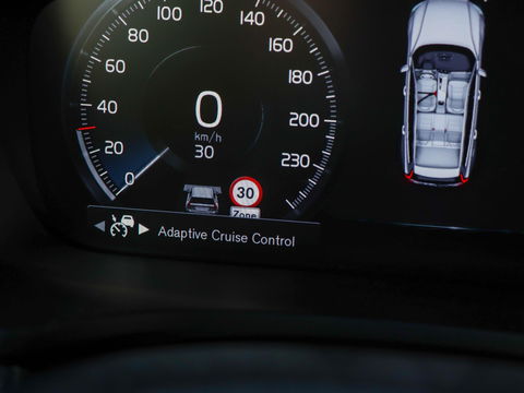 Volvo V60 2.0 T8 Recharge AWD R-Design Trekhaak HUD Harman Kardon Panodak