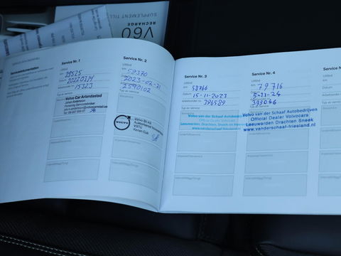 Volvo V60 2.0 T8 Recharge AWD R-Design Trekhaak HUD Harman Kardon Panodak