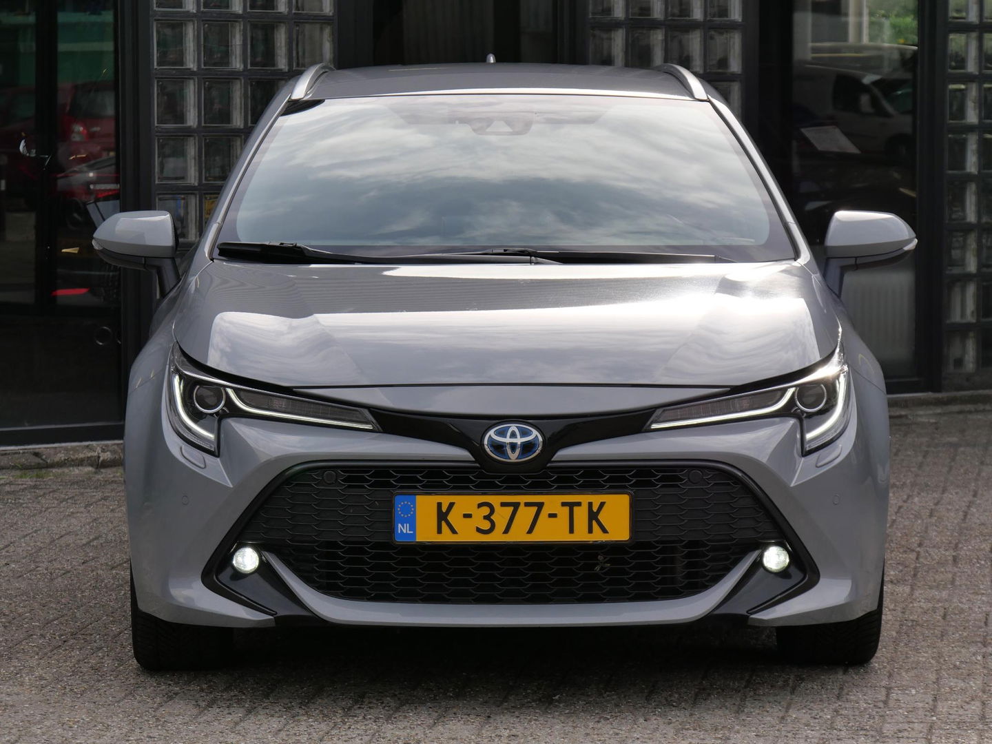 Toyota Corolla Touring Sports 1.8 HYBRID DYNAMIC/ PDC V+A/ CARPLAY/ MANHATTAN GREY