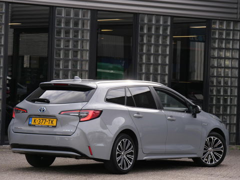 Toyota Corolla Touring Sports 1.8 HYBRID DYNAMIC/ PDC V+A/ CARPLAY/ MANHATTAN GREY