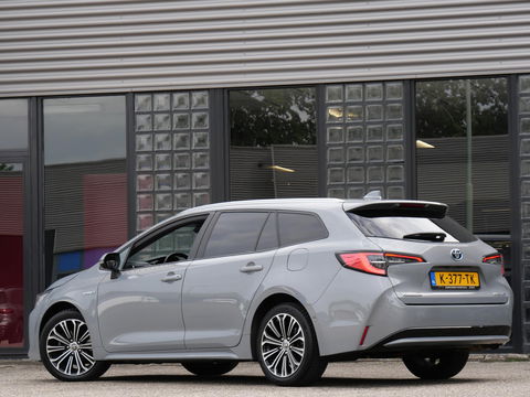 Toyota Corolla Touring Sports 1.8 HYBRID DYNAMIC/ PDC V+A/ CARPLAY/ MANHATTAN GREY