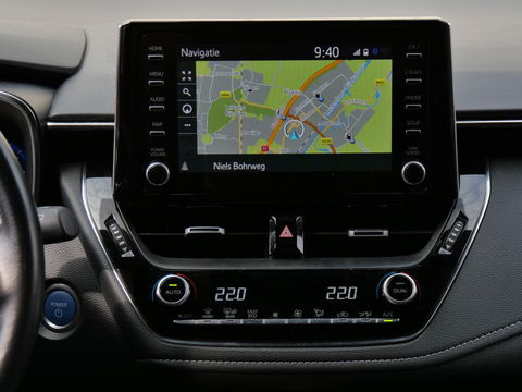 Toyota Corolla Touring Sports 1.8 HYBRID DYNAMIC/ PDC V+A/ CARPLAY/ MANHATTAN GREY