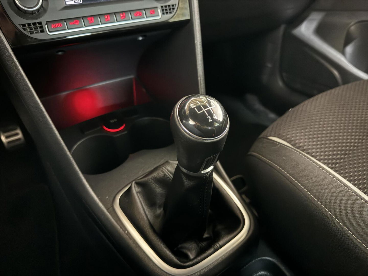 Volkswagen Polo 1.2 TSI R-Line Clima Cruise Navi NAP
