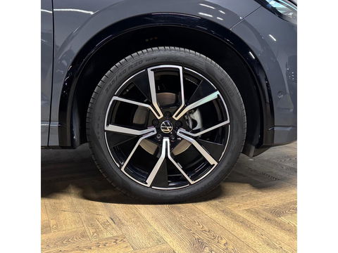 Volkswagen Tiguan 1.5 eTSI R-Line Edition PANO KEYLESS CAM