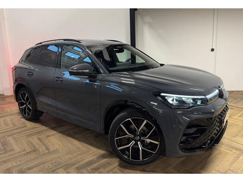 Volkswagen Tiguan 1.5 eTSI R-Line Edition PANO KEYLESS CAM