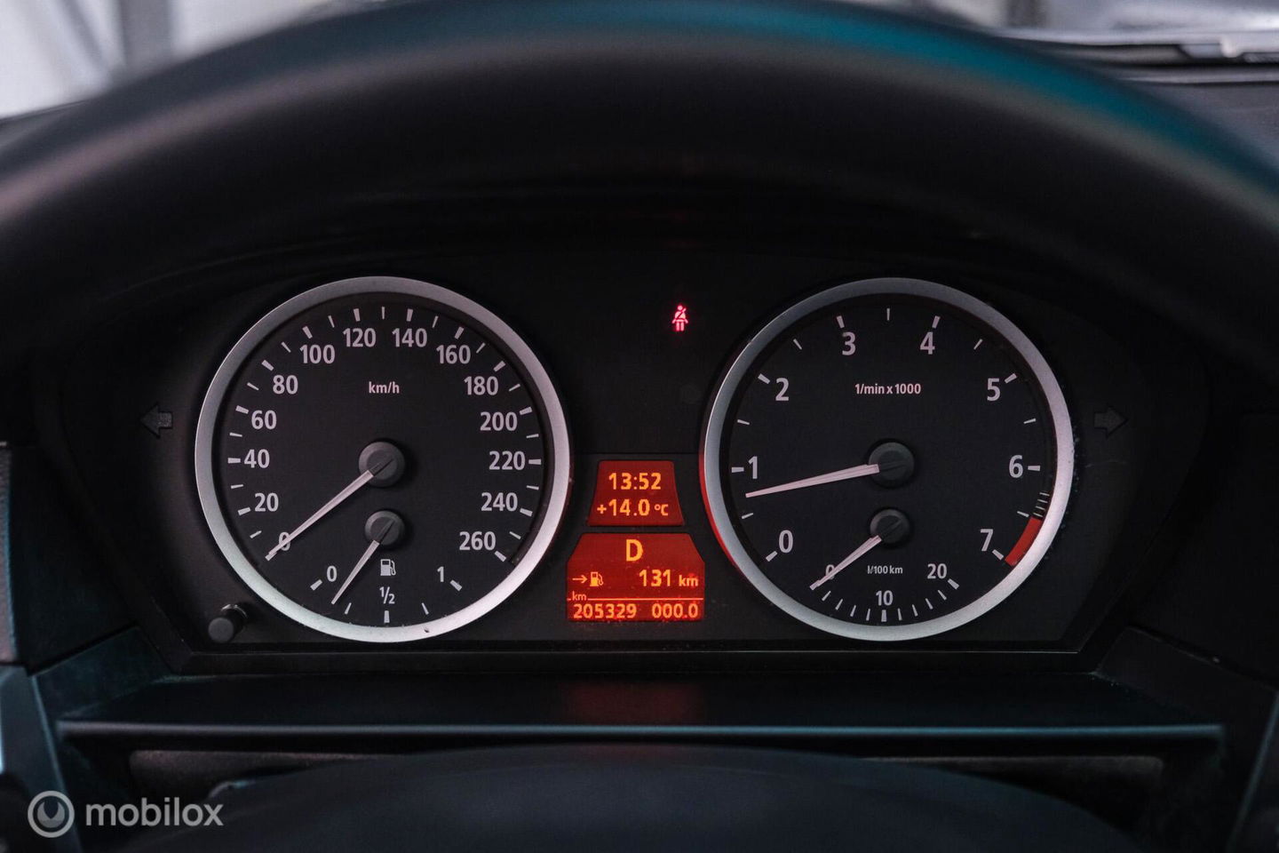 BMW 5 Serie 525i Executive | 1e eig | OEM M6 wielen | Schuifdak | Trekhaak | A-Z onderhouden | Xenon |
