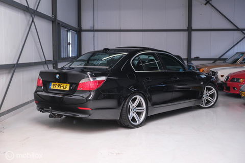 BMW 5 Serie 525i Executive | 1e eig | OEM M6 wielen | Schuifdak | Trekhaak | A-Z onderhouden | Xenon |