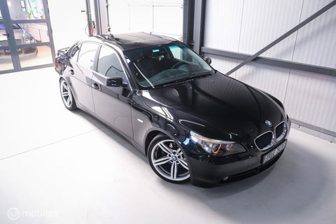 BMW 5 Serie 525i Executive | 1e eig | OEM M6 wielen | Schuifdak | Trekhaak | A-Z onderhouden | Xenon |