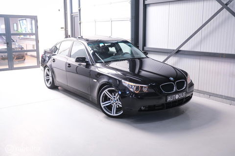 BMW 5 Serie 525i Executive | 1e eig | OEM M6 wielen | Schuifdak | Trekhaak | A-Z onderhouden | Xenon |